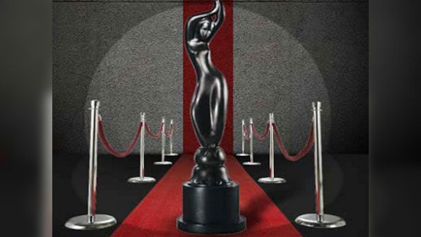 Filmfare awarding Raazi, Badhaai Ho is conflict of interest; will excluding in-house movies improve award show's credibility?