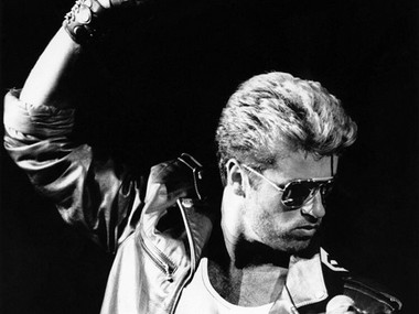 George Michael dead: Twitter reacts to the passing of former Wham! lead singer George Michael dead: Twitter reacts to the passing of former Wham! lead singer