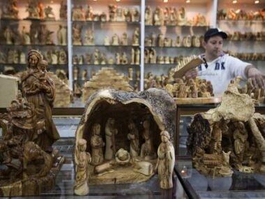 In Bethlehem, craftsmen take on Chinese knockoffs of Christmas souvenirs