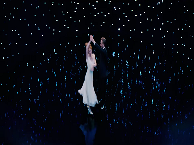 La La Land feels as unsettlingly balmy as the morning dream you want to go back to La La Land feels as unsettlingly balmy as the morning dream you want to go back to