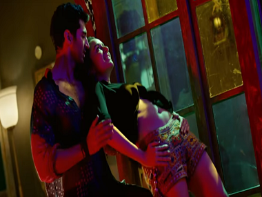 The Humma Song: OK Jaanu's reprise slows down the tempo, sets temperature soaring The Humma Song: OK Jaanu's reprise slows down the tempo, sets temperature soaring