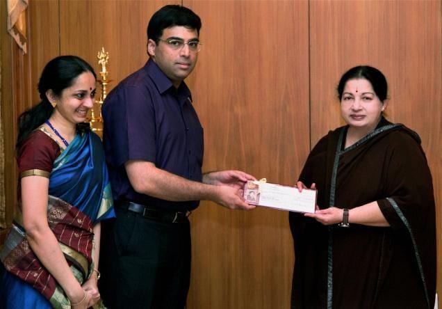 Anand and his wife Aruna with Jayalalithaa after winning World Championship 2012.