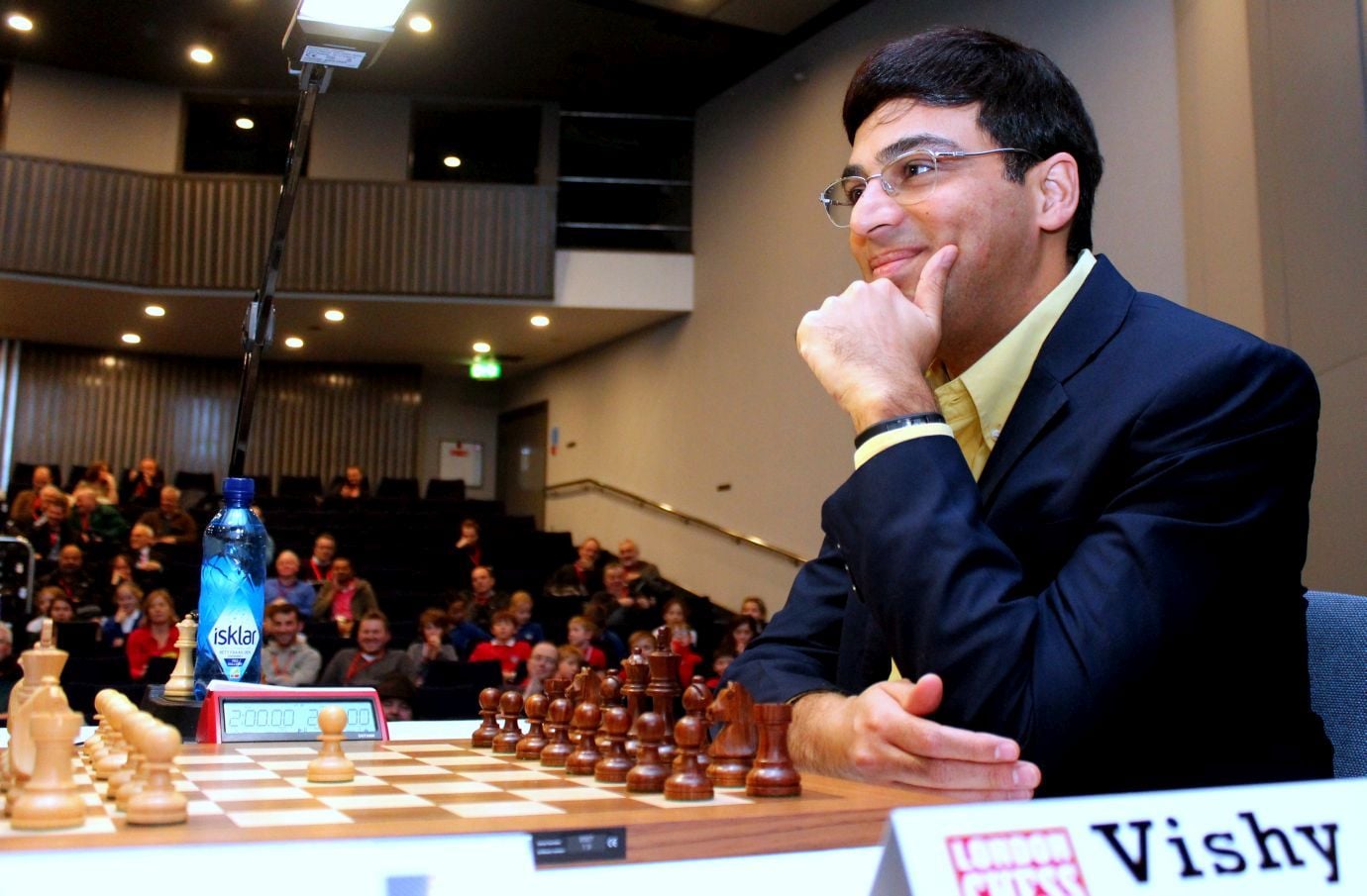 Viswanathan Anand claims first position in 2016 Champions Showdown