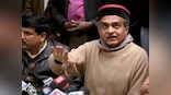 After KK Venugopal, Centre now moves SC seeking initiation of contempt proceedings against Prashant Bhushan