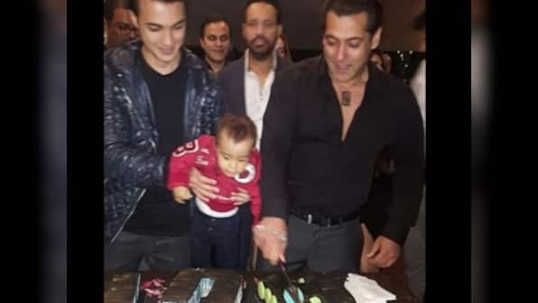 Salman Khan's 51st birthday celebrations kick off, capping superstar's stupendous 2016