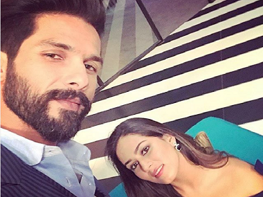 Koffee with Karan: Shahid Kapoor shares an on-the-set selfie with Mira Rajput Koffee with Karan: Shahid Kapoor shares an on-the-set selfie with Mira Rajput