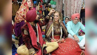 Yuvraj Singh, Hazel Keech tie the knot: All the photos from their gurudwara wedding