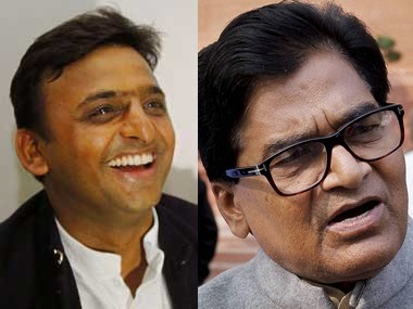 UP Election 2017: Akhilesh Yadav-Ram Gopal Yadav bonhomie may not last long UP Election 2017: Akhilesh Yadav-Ram Gopal Yadav bonhomie may not last long