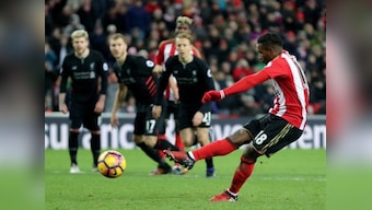 Premier League: Sunderland's Jermain Defoe punishes Liverpool, Manchester City bounce back