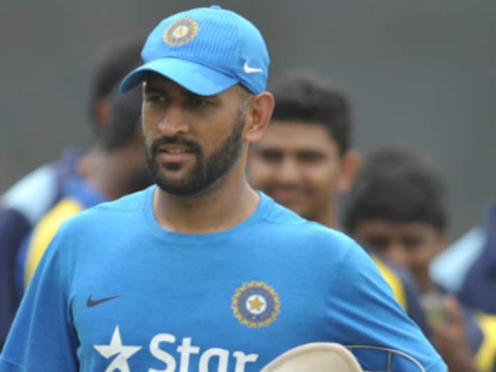 MS Dhoni alleges misuse of name by mobile company MS Dhoni alleges misuse of name by mobile company