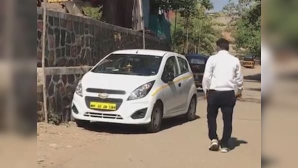 Digitisation obstacle for India's poor? No, says this factory-worker-turned-taxi driver