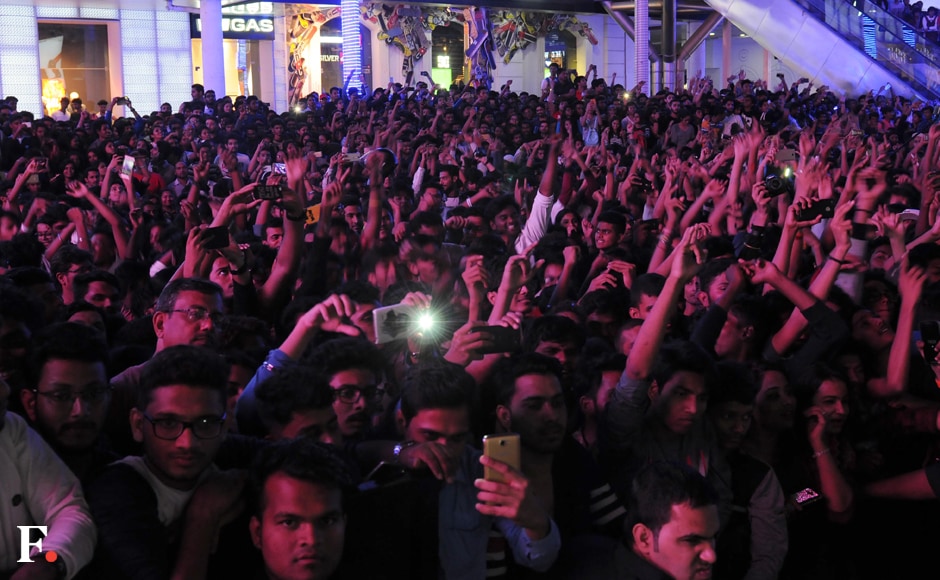 The ravage crowd for the film's premiere. Sachin Gokhale/Firstpost The ravage crowd for the film's premiere. Sachin Gokhale/Firstpost