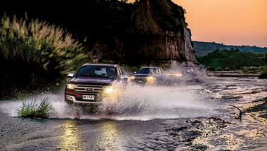 Off-roading with the new Ford Endeavour in Philippines