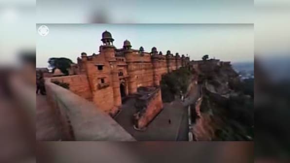 Gwalior Fort: In this 360 degree video, we take you on a walk through this magnificent monument