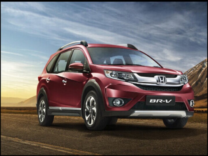3 contestants, 3 challenges, 1 Honda BR-V and the open road