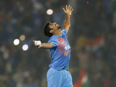 India vs England, 2nd T20I: Jasprit Bumrah, Ashish Nehra help hosts defend modest target, level series India vs England, 2nd T20I: Jasprit Bumrah, Ashish Nehra help hosts defend modest target, level series
