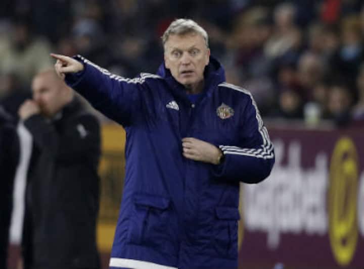 Premier League: Sunderland boss David Moyes complains about lack of options Premier League: Sunderland boss David Moyes complains about lack of options