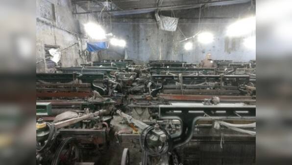 Demonetisation impact: Over 125 mn totter from farm to loom, textile to employers