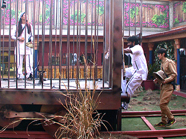 Big Boss 10, Episode 79, 3 January, 2017: Bani J condemned for leaving the task midway Big Boss 10, Episode 79, 3 January, 2017: Bani J condemned for leaving the task midway