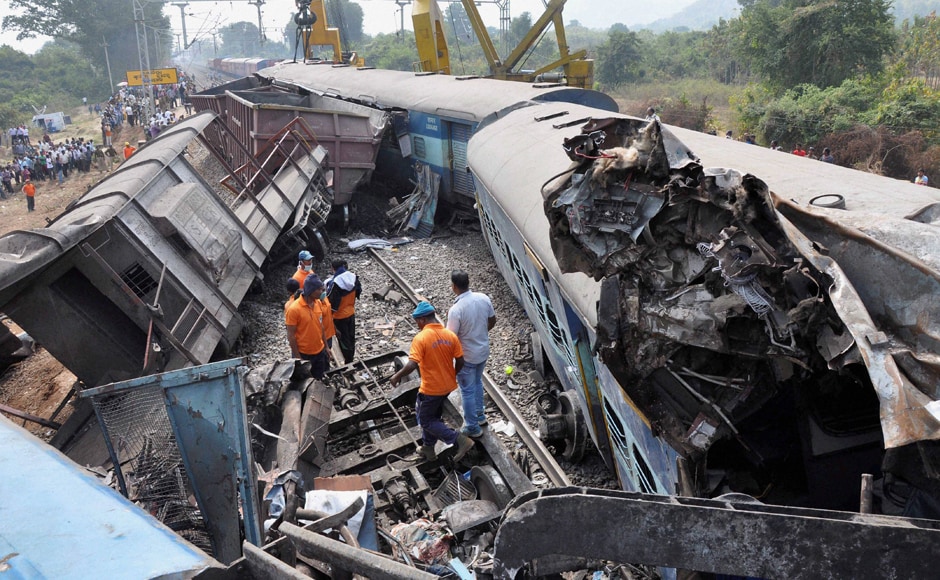 Railway minister Suresh Prabhu tweeted: Deeply pained and anguished at the loss of innocent lives in the unfortunate accident.Pray for the early recovery of those injured. PTI Railway minister Suresh Prabhu tweeted: Deeply pained and anguished at the loss of innocent lives in the unfortunate accident.Pray for the early recovery of those injured. PTI
