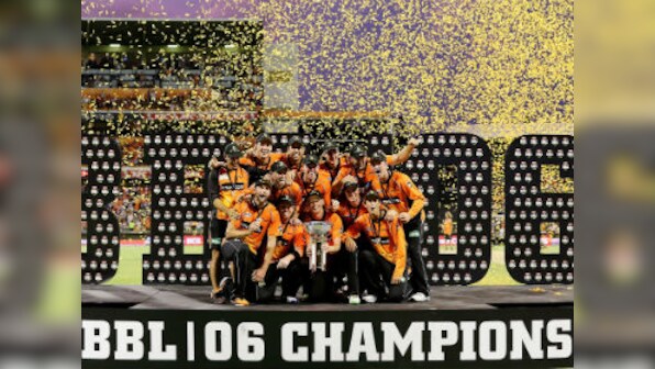 BBL 06 final: Michael Klinger, bowlers help Perth Scorchers crush Sydney Sixers to lift trophy for 3rd time