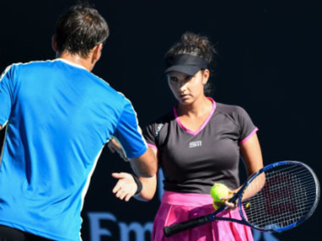 Australian Open 17 Sania Mirza Ivan Dodig Beat Rohan Bopanna Gabriela Dabrowski In Quarter Finals Sports News Firstpost