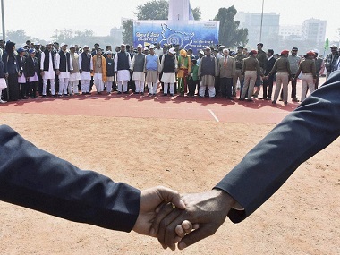 Bihar: CM Nitish Kumar says over 3 crore participated in human chain formed to support liquor ban Bihar: CM Nitish Kumar says over 3 crore participated in human chain formed to support liquor ban