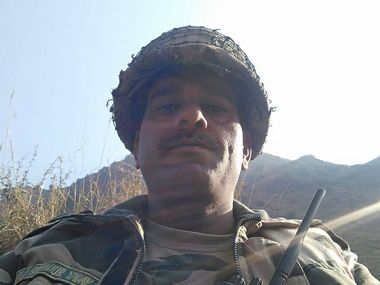 BSF jawan alleges irregularities in food supplies, administrative lapses in Facebook video BSF jawan alleges irregularities in food supplies, administrative lapses in Facebook video