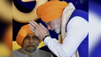 Modi-Nitish bonhomie? PM praises Bihar CM for alcohol prohibition