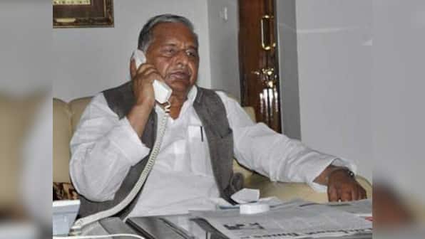 Mulayam praises Modi: House of Yadavs faced similar disagreements in the run-up to UP Assembly polls