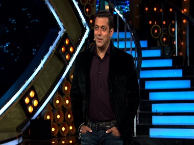 Bigg Boss 10, Weekend Ka Vaar, 14 January, 2017: Nitibha Kaul gets evicted; Bani and Lopa hug it out Bigg Boss 10, Weekend Ka Vaar, 14 January, 2017: Nitibha Kaul gets evicted; Bani and Lopa hug it out