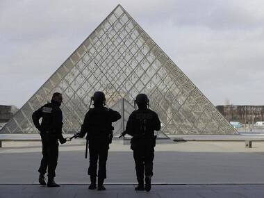 Paris knife attack: Louvre to reopen 24 hours after 'terrorist' machete attack