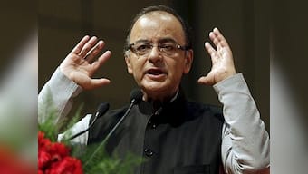 Finance minister Arun Jaitley may take up H-1B visa issue with US authorities