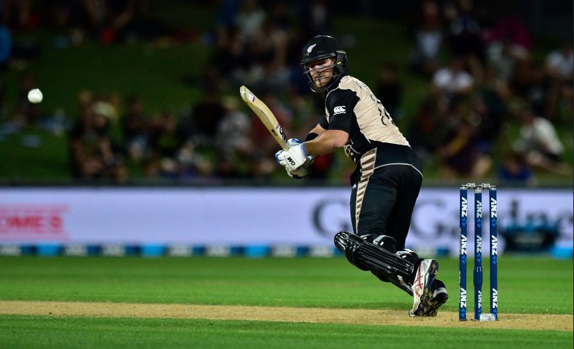 New Zealand's Corey Anderson bats during the first Twenty20 international cricket match between New Zealand and Bangladesh at McLean Park in Napier on January 3, 2017. / AFP PHOTO / Marty Melville
