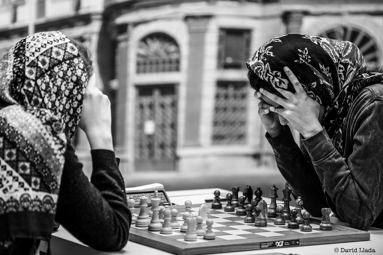 Clash of titans: Nana Dzagnidze (left) against Harika. Image courtesty: David Llada