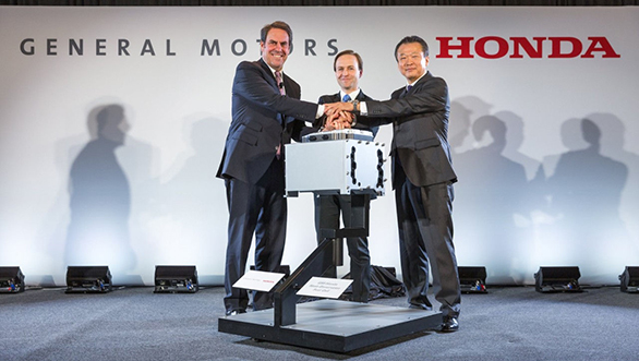 Honda and GM to co-develop fuel cell power systems Honda and GM to co-develop fuel cell power systems