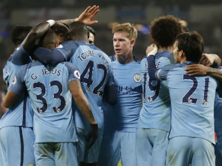 Premier League: Manchester City thrash West Ham, United held by Hull City