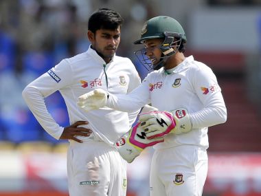 Bangladesh's Mehedi Hasan Miraz (L) with captain Mushfiqur Rahim. AP