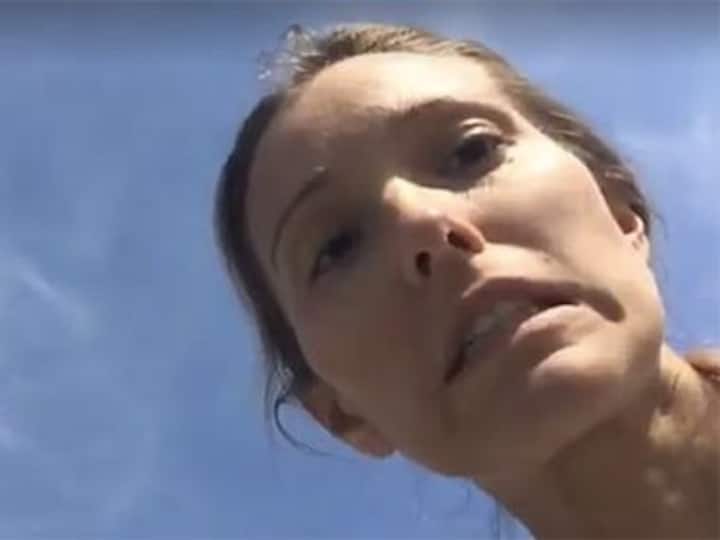 Watch: Novak Djokovic's wife Jelena scolds him on camera over his manners