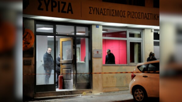 Greece: Ruling party Syriza's Athens HQ hit with Molotov cocktails