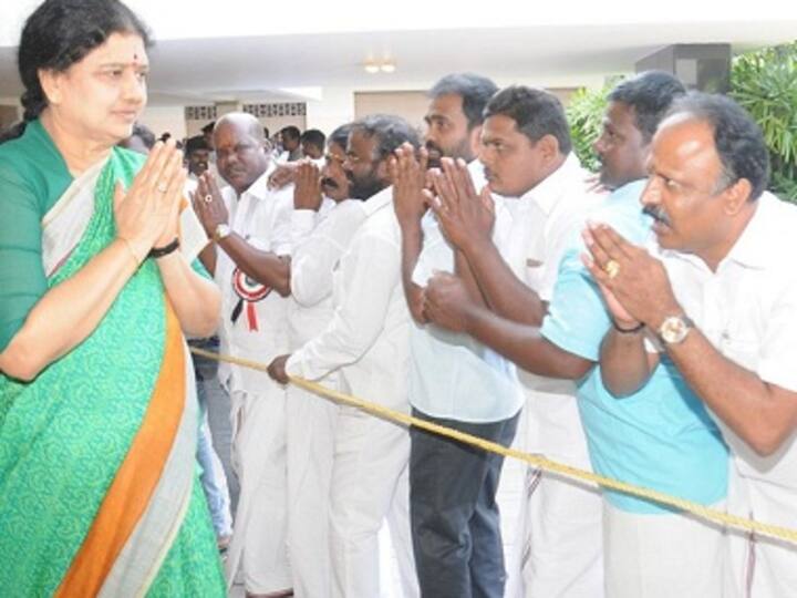 Sasikala row: AIADMK terms PH Pandian a 'betrayer', says he's causing confusion in party