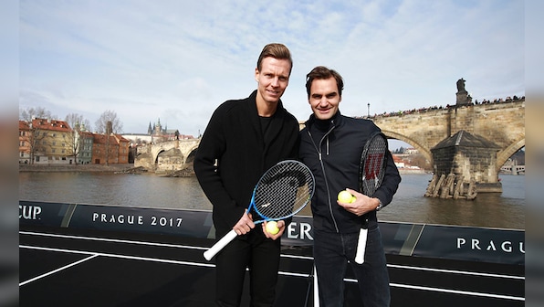 Watch: Roger Federer, Tomas Berdych rally on Vltava river in Prague to promote inaugural Laver Cup