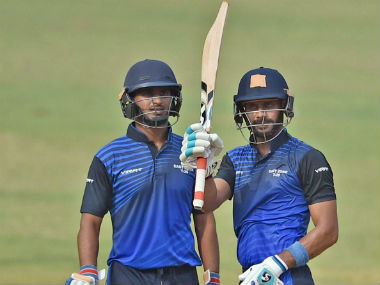 Vijay Hazare Trophy: Delhi qualify for quarterfinals after Manoj Tiwary ton helps Bengal beat Himachal Pradesh Vijay Hazare Trophy: Delhi qualify for quarterfinals after Manoj Tiwary ton helps Bengal beat Himachal Pradesh