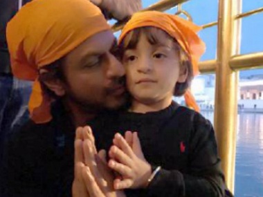 Shah Rukh Khan visits Golden Temple with son AbRam, Ritesh Sidhwani Shah Rukh Khan visits Golden Temple with son AbRam, Ritesh Sidhwani