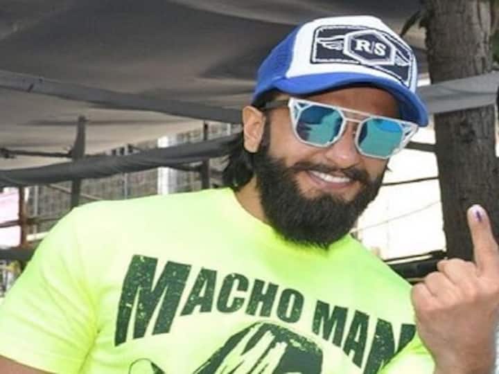 BMC Election 2017: Zoya Akhtar, Ranveer Singh, Anushka Sharma, Shraddha Kapoor cast votes