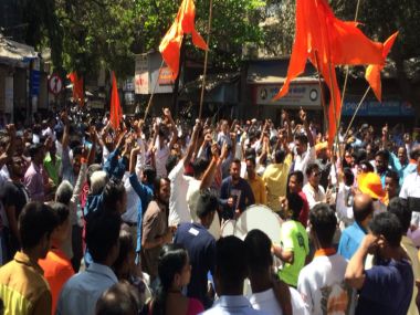 BMC Election 2017: Shiv Sena retains hold, BJP makes huge gains; smaller parties hold key to power BMC Election 2017: Shiv Sena retains hold, BJP makes huge gains; smaller parties hold key to power