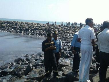 Chennai oil spill: Coast Guard, volunteers toil as clean-up-nears completion Chennai oil spill: Coast Guard, volunteers toil as clean-up-nears completion