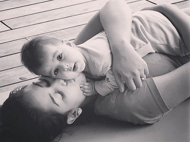 Shahid Kapoor shares image of six-month-old daughter Misha for the first time Shahid Kapoor shares image of six-month-old daughter Misha for the first time