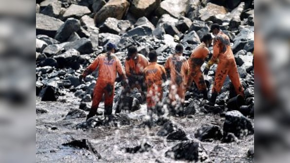 Chennai oil spill: Governing agencies trying to hide the problem rather than focussing on solutions