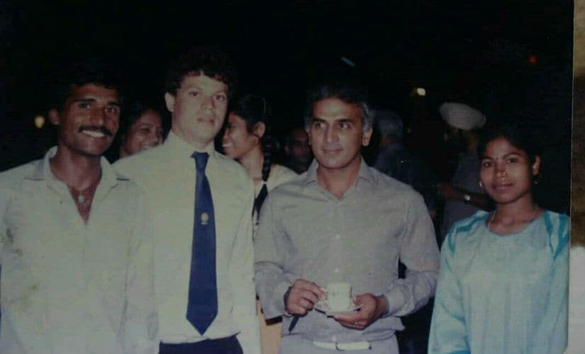 Maxell Trevor with Sunil Gavaskar at a Railways function to honour the great Indian batsman in New Delhi. Image courtesy: Maxwell Trevor